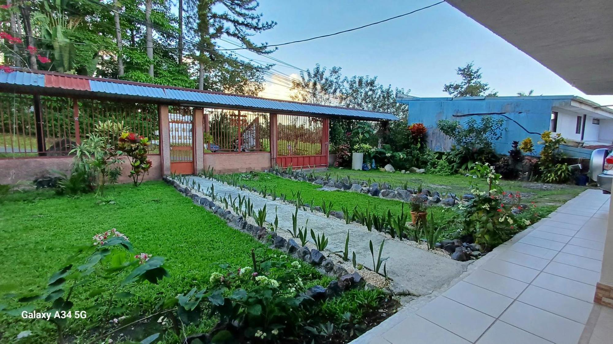 Alinas House Apartment La Fortuna ภายนอก รูปภาพ